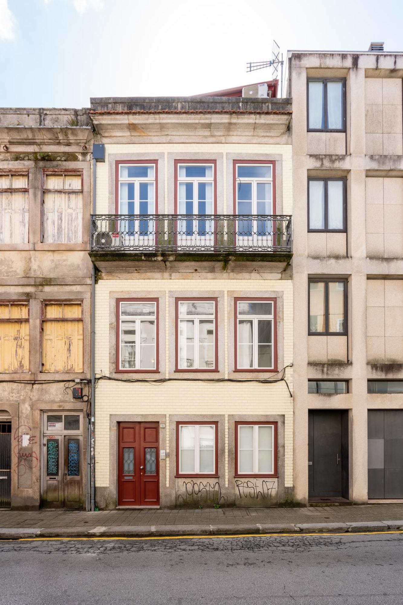 Viva Breiner Flats Oporto